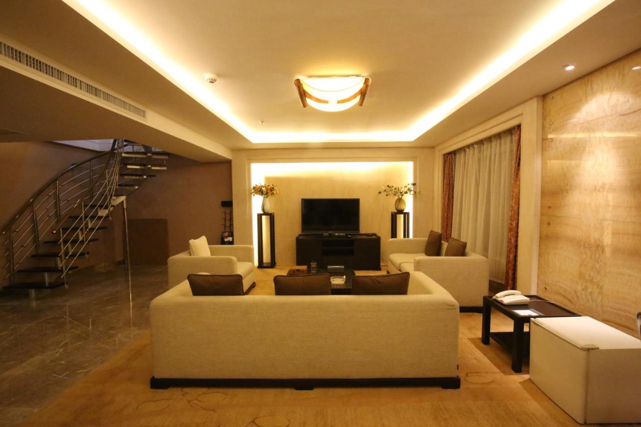 Weiselect Wanghu Hotel คุนหมิง ภายนอก รูปภาพ