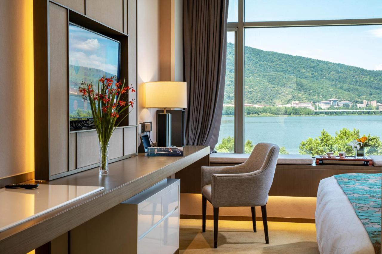 Weiselect Wanghu Hotel คุนหมิง ภายนอก รูปภาพ