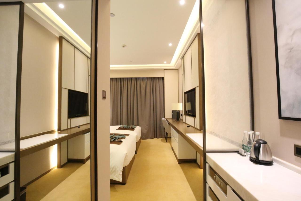 Weiselect Wanghu Hotel คุนหมิง ภายนอก รูปภาพ