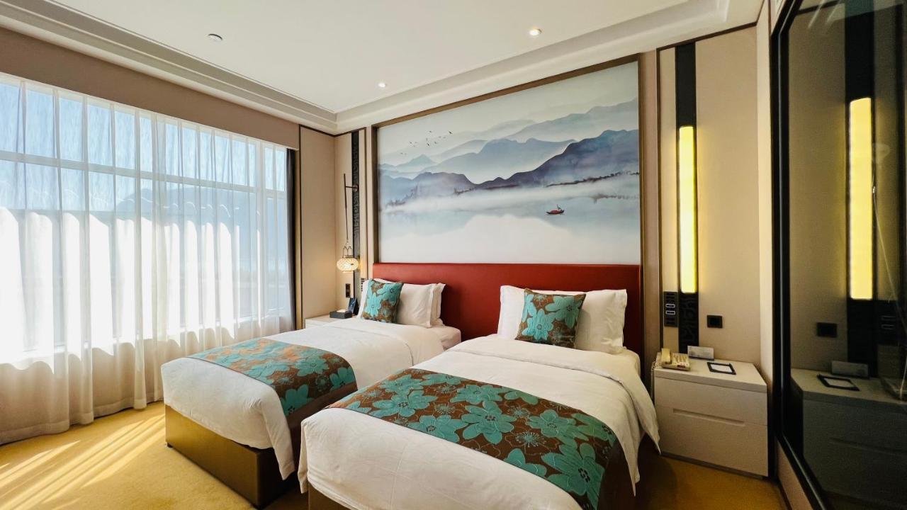 Weiselect Wanghu Hotel คุนหมิง ภายนอก รูปภาพ
