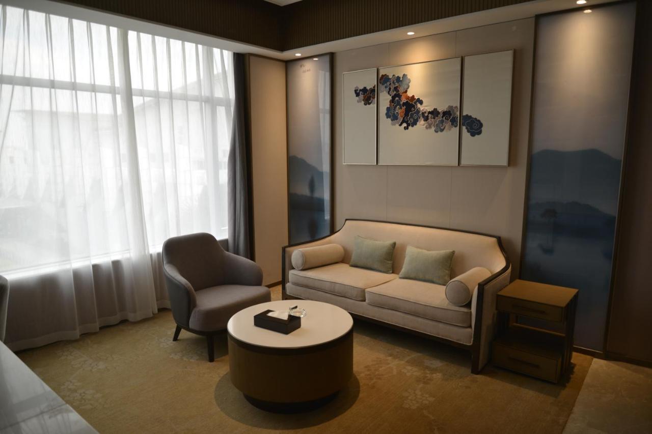 Weiselect Wanghu Hotel คุนหมิง ภายนอก รูปภาพ